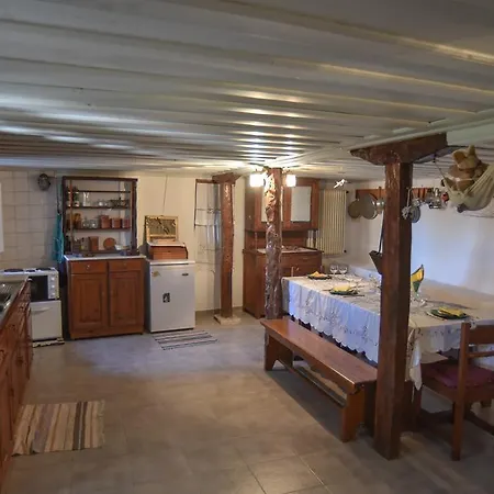 Ionian Lyre Guesthouses - Chord *
