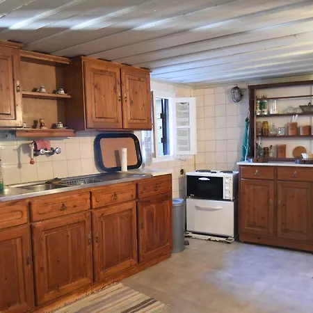 Ionian Lyre Guesthouses - Chord * Asprogerakata